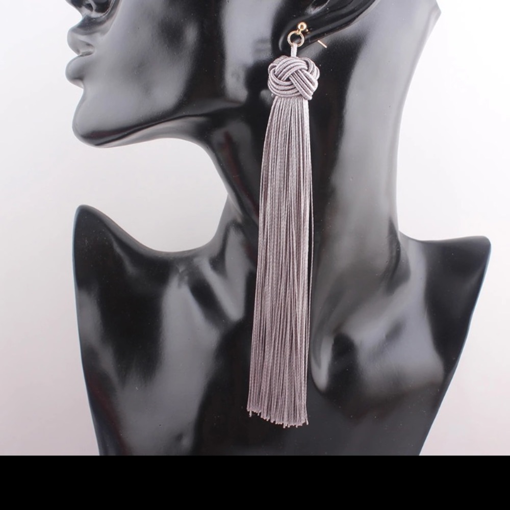 Long tassel earnings